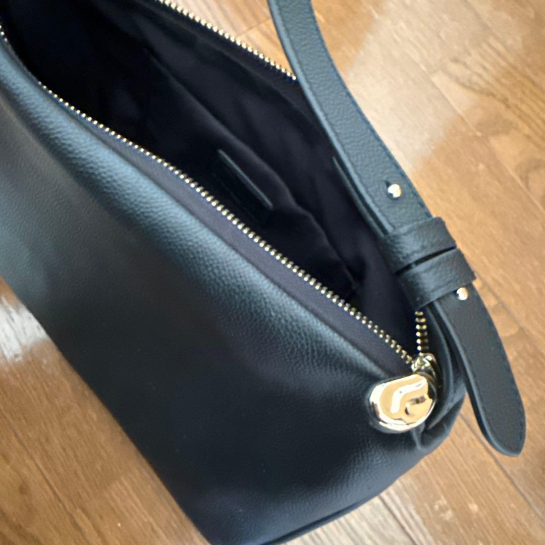 gemeil スクエアワンショルダーバッグ