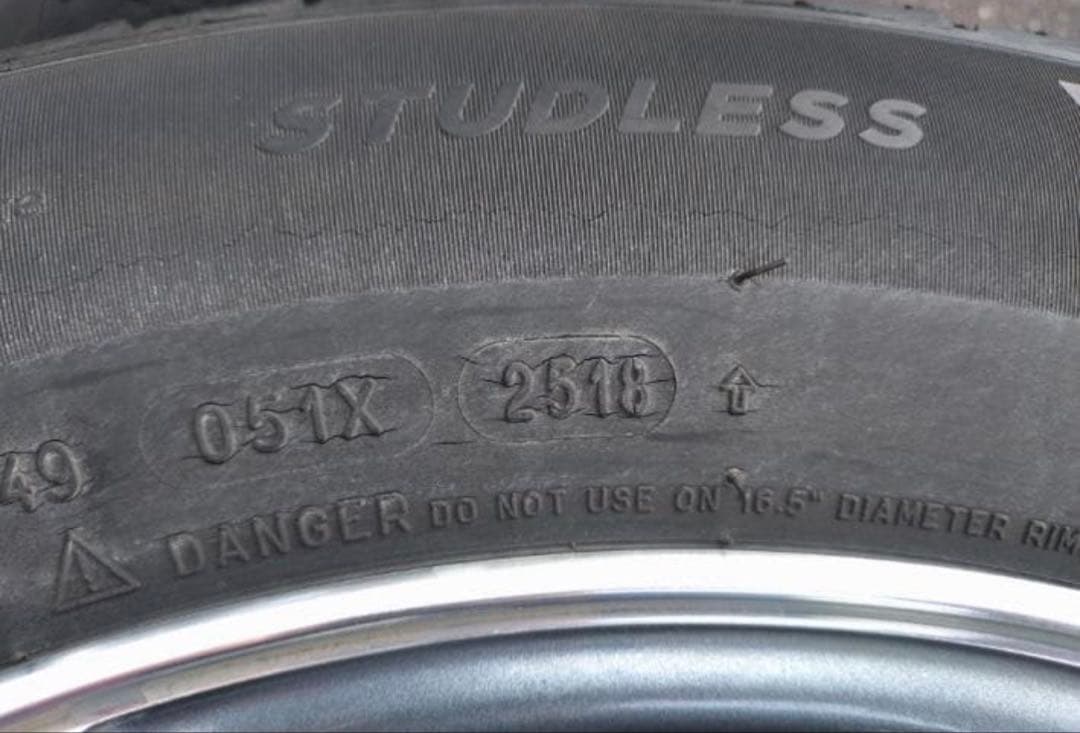 オデッセイ RC1 にて使用☆社外アルミスタッドレス☆215/60R16☆