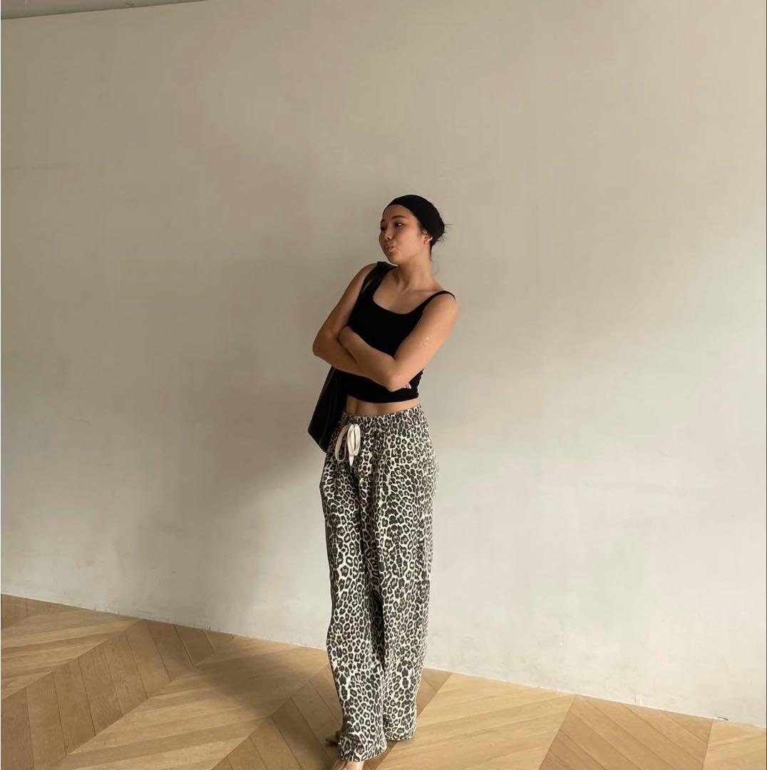 searoomlynn ライトcanvas ギャザーパンツ　レオパード