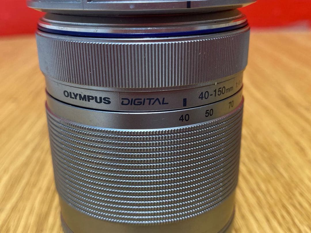 OLYMPUS M.ZUIKO DIGITAL 40-150mmレンズ
