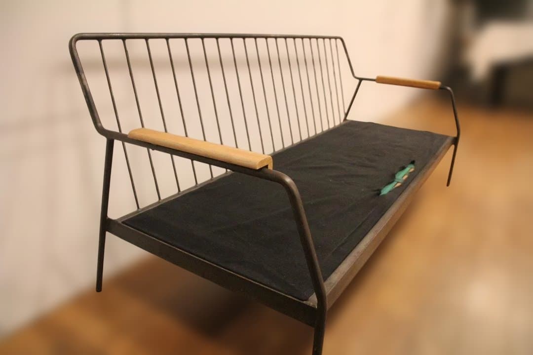 【茨城／直接引き取り大幅値引きあり！】UNICO／アイアン／ソファ