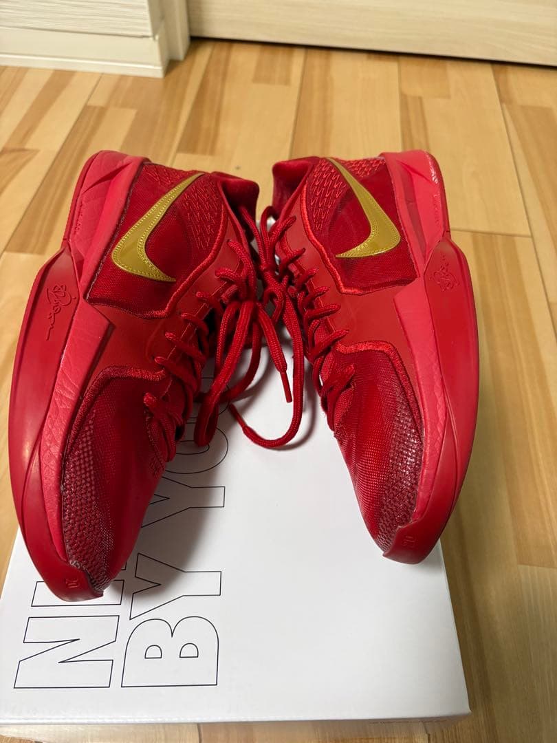 ビックル　NIKE ナイキ　サブリナ2