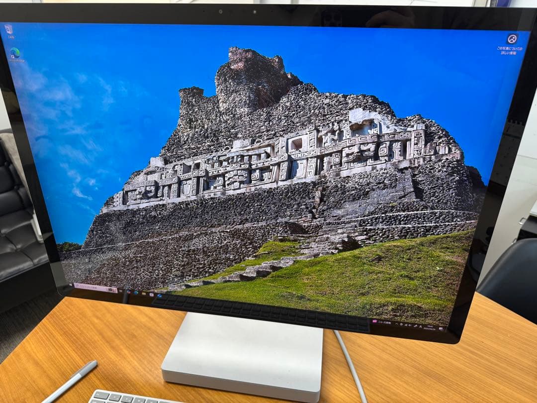 Microsoft Surface Studio 本体