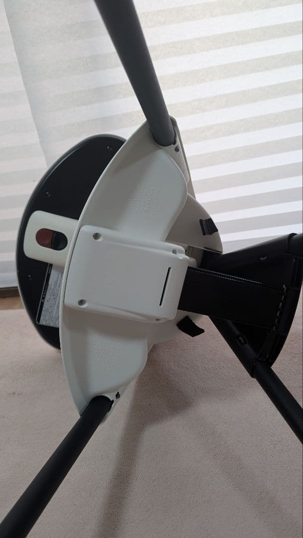 【廃盤品】【箱あり】　ベビービョル　BABYBJORN ハイチェア　ベビーチェア