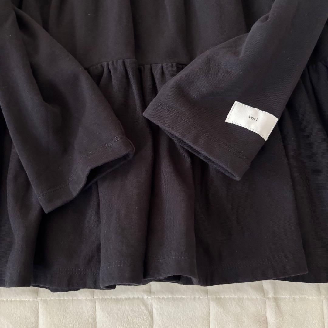 美品！定番！yori ヨリ　ミニ裏毛ティアードカットソー　ブラック
