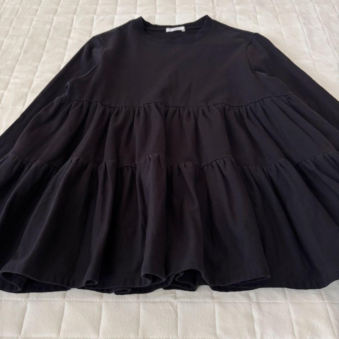 美品！定番！yori ヨリ　ミニ裏毛ティアードカットソー　ブラック