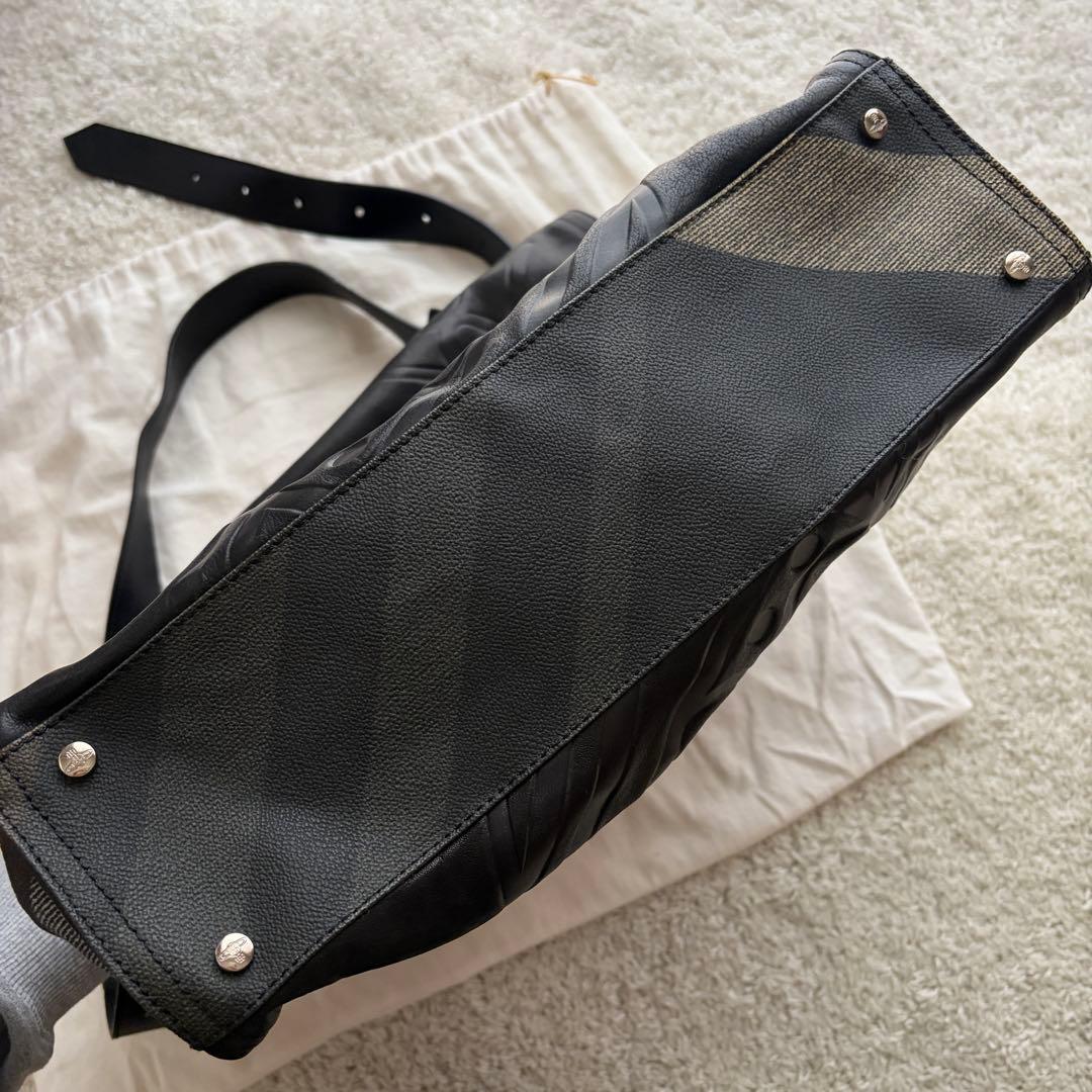 【希少！】ヴィヴィアンウエストウッド メッセンジャーバッグ オーブ チェック 黒