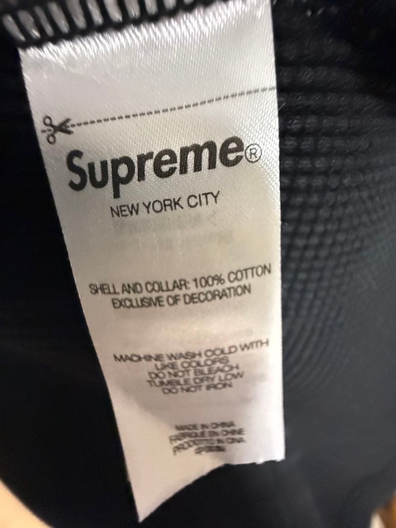 supreme/サーマル／ブラック