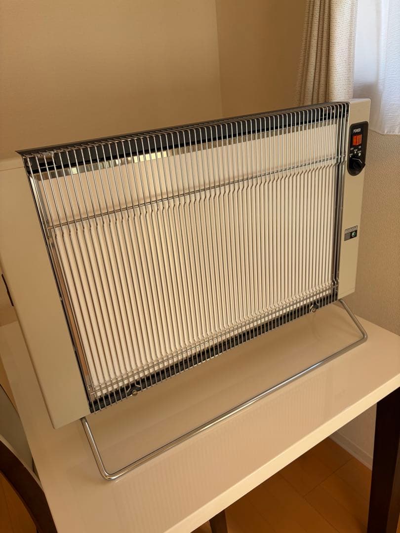 サンラメラ。セラミックヒーター 1200W