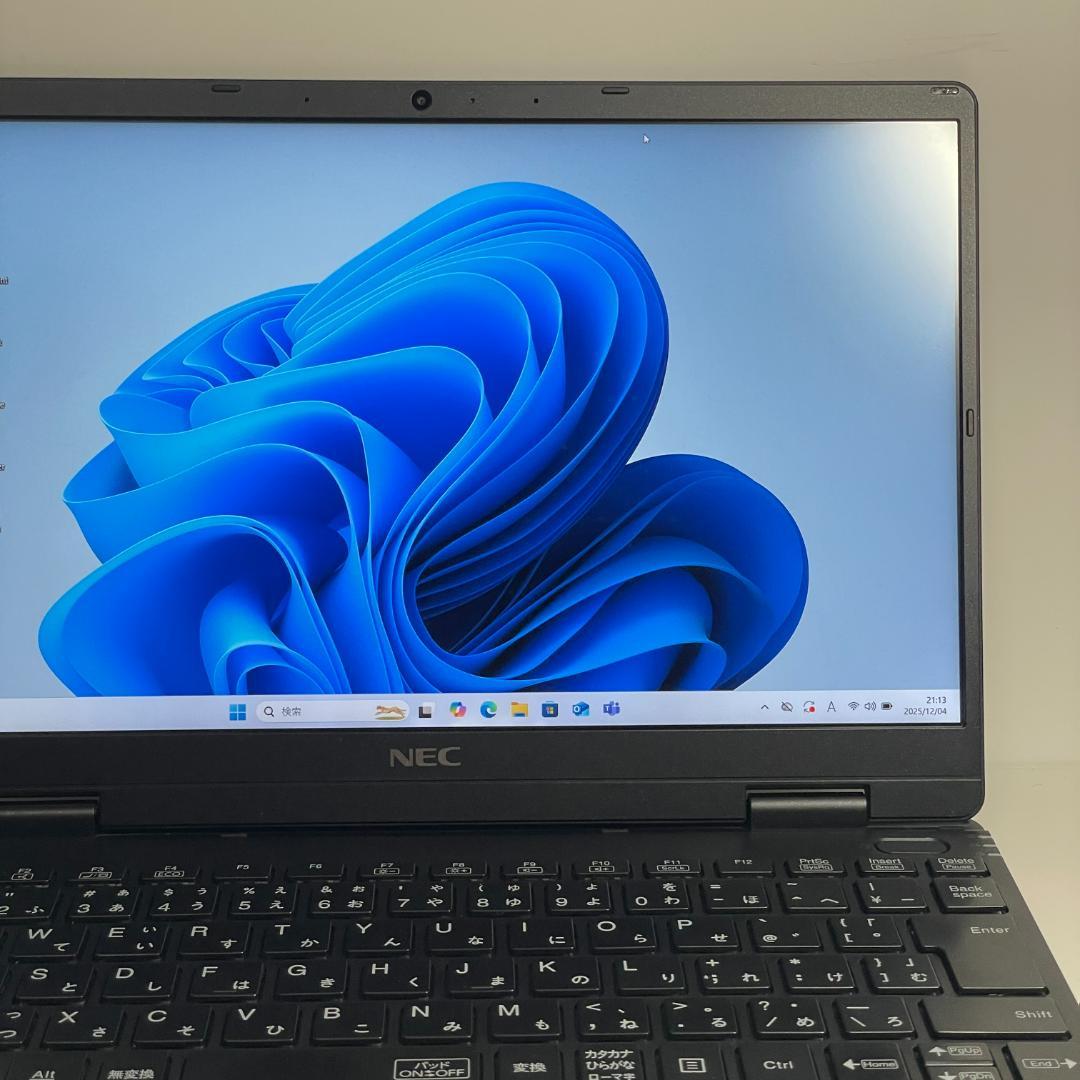 第10世代i5 NEC Versa Pro 軽量 ノートPC SSD win11