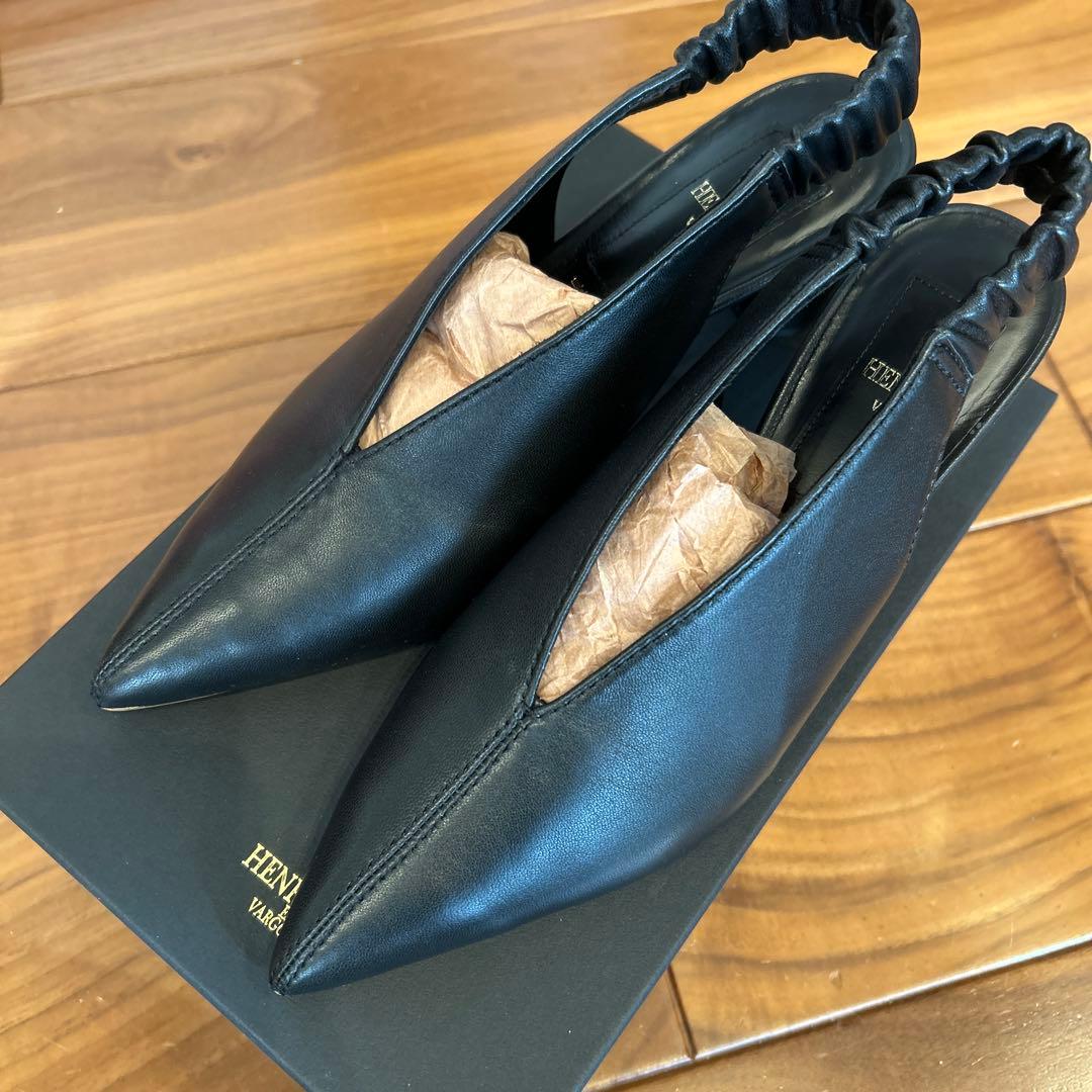 新品未使用⭐︎HENRI EN VARGO \"MONICA”パンプス　37