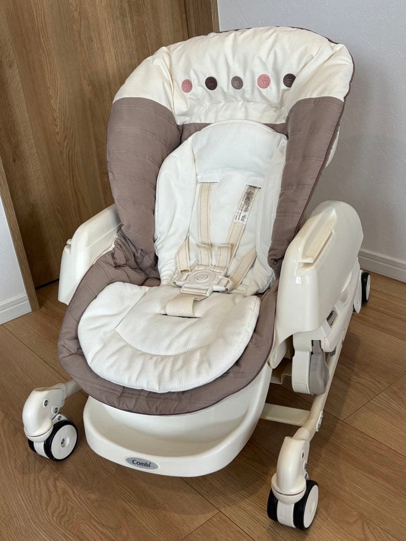 M*u様 Combi コンビ ネムリラ AUTOSWING 電動ハイローチェア