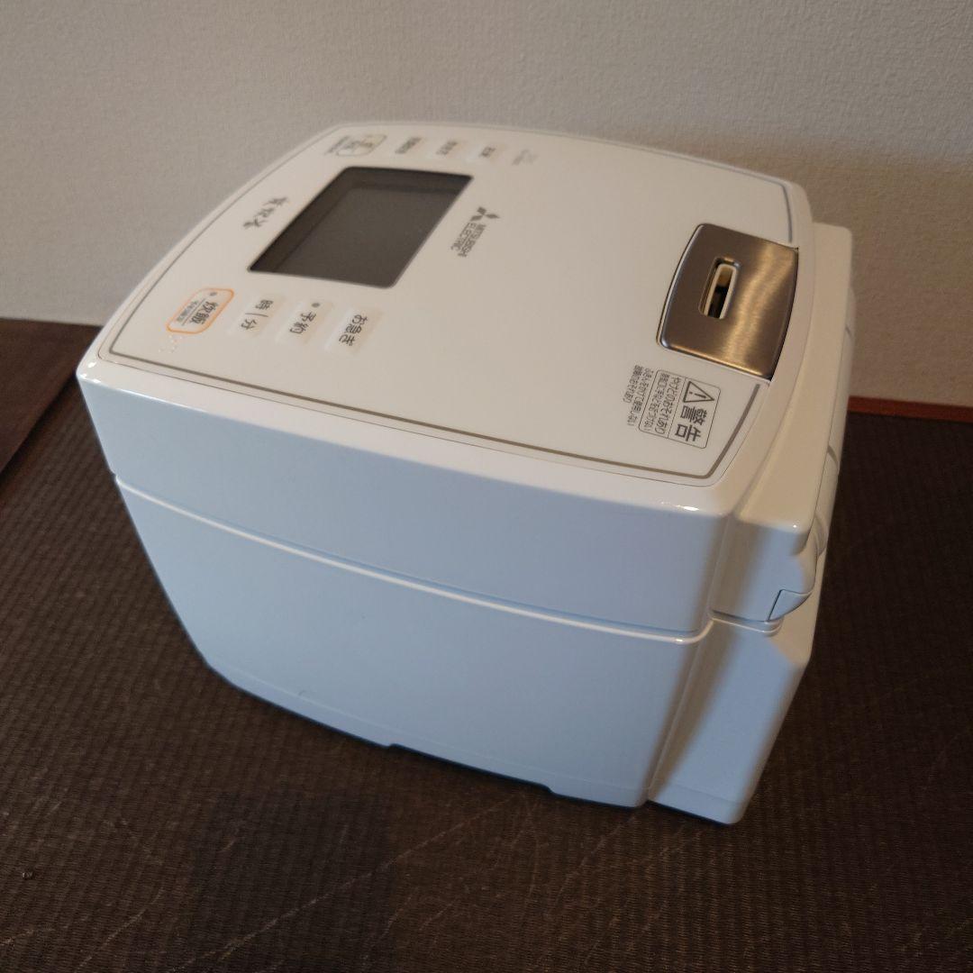 三菱電機 IHジャー炊飯器 5.5合炊き 炭炊釜 NJ-VEB10-W