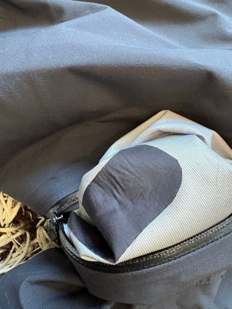 ピークパフォーマンス⭐️レディースGORE-TEXパンツ　送料込