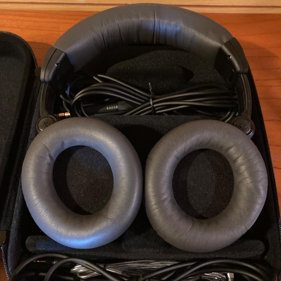 ヘッドホン Ultrasone Signature Master