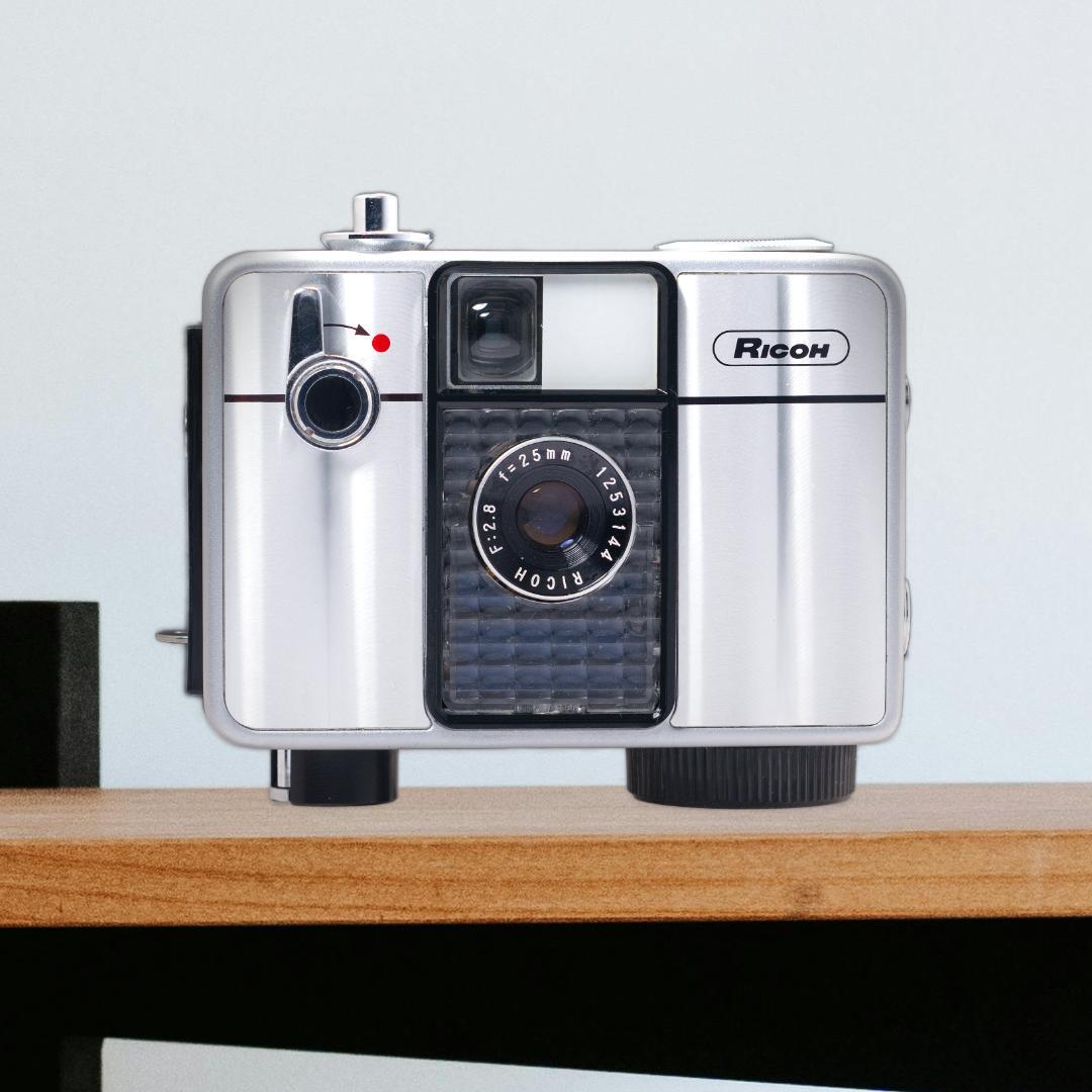 ✽AUTO　HALF　ＳＥ✽ オートハーフ✽ハーフカメラ✽タイマー付