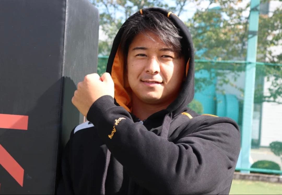 クボタスピアーズ　フーディ　XL