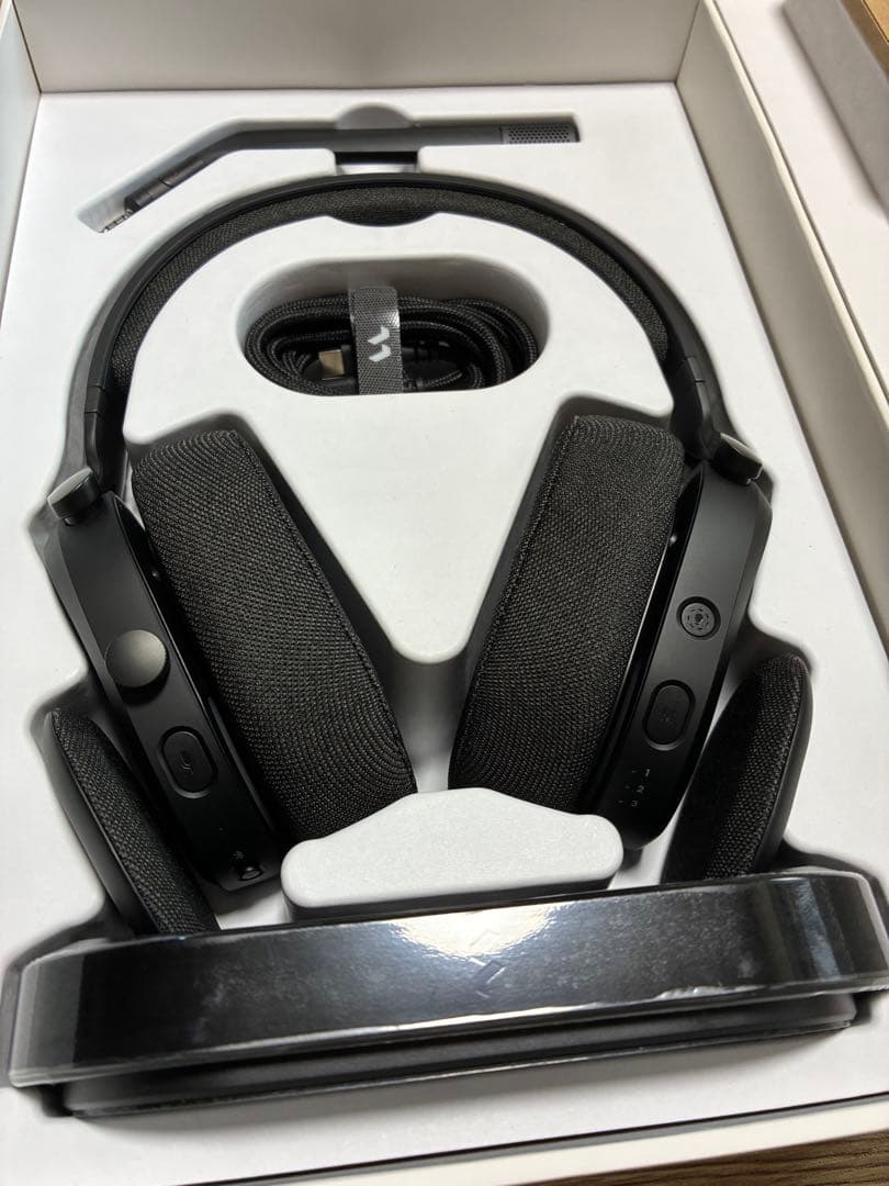 Fractal Design Scape Dark ヘッドセット