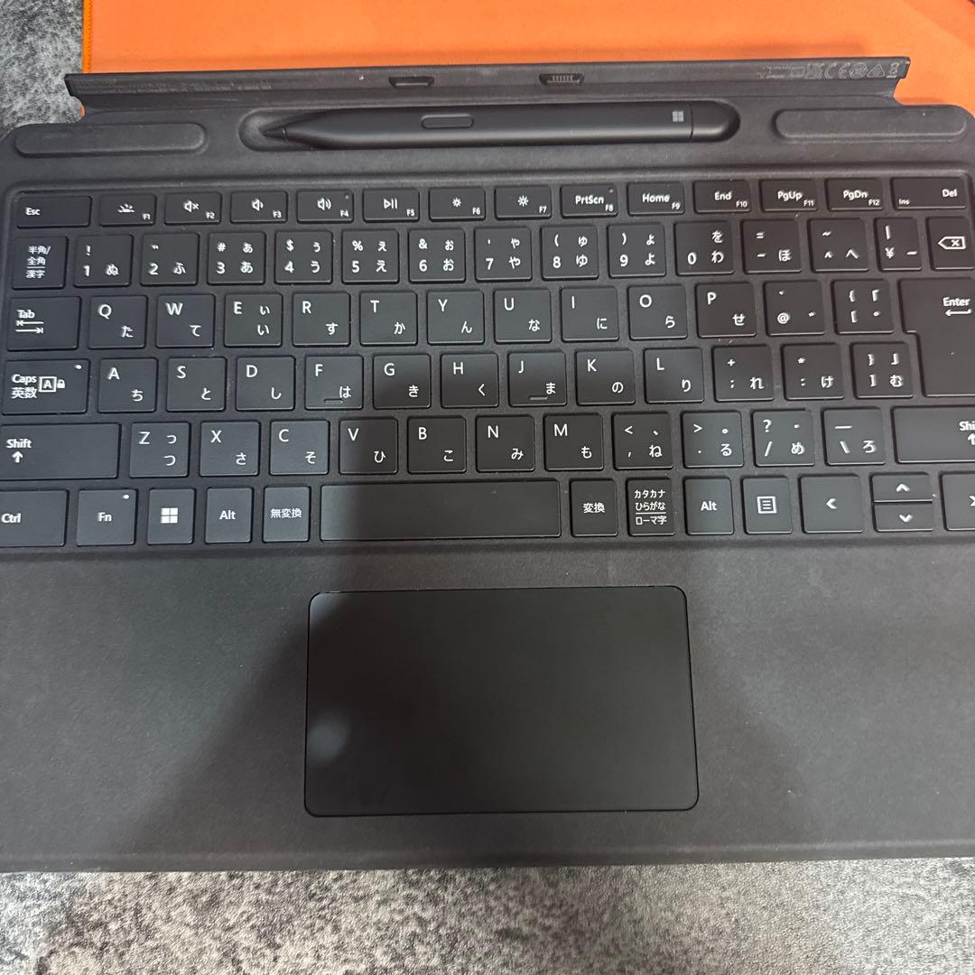 Surface Pro 9 i5-1235U /8GB /128GB プラチナ