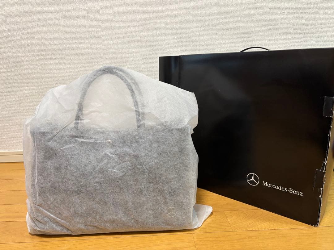 バーニーズニューヨーク　Mercedes-Benz ハンドバッグ　レザー