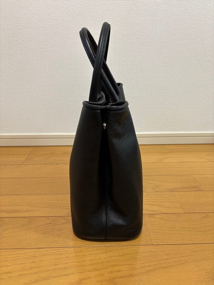 バーニーズニューヨーク　Mercedes-Benz ハンドバッグ　レザー