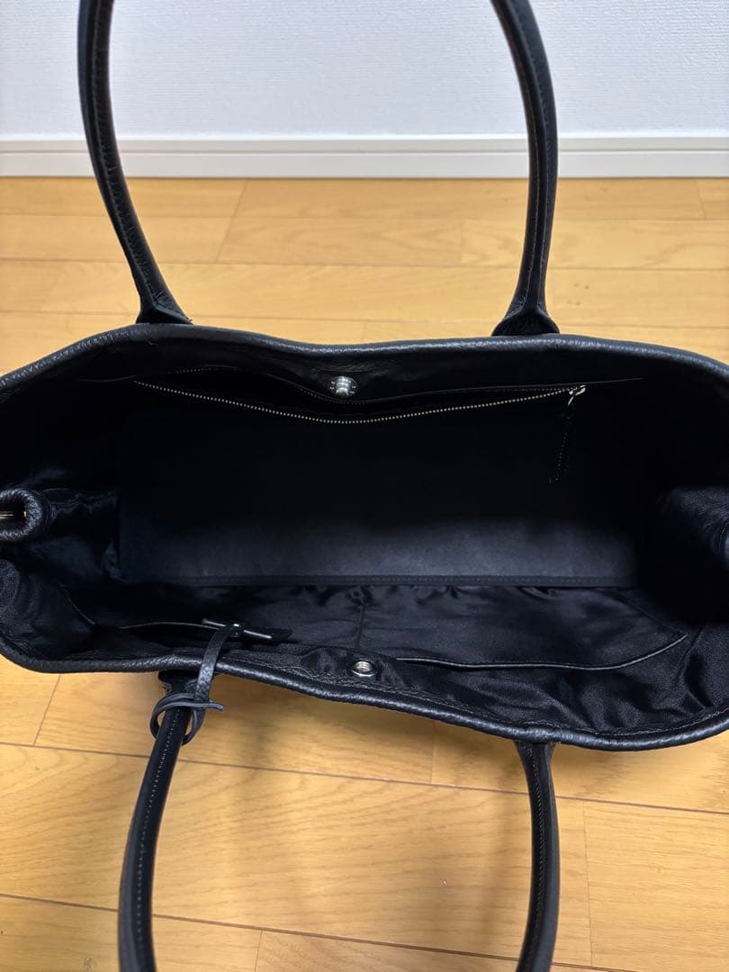 バーニーズニューヨーク　Mercedes-Benz ハンドバッグ　レザー