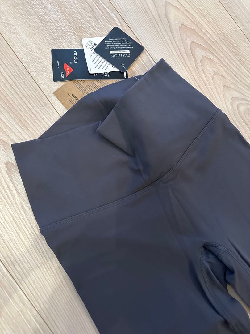 anddar エボニーグレー レギンス M