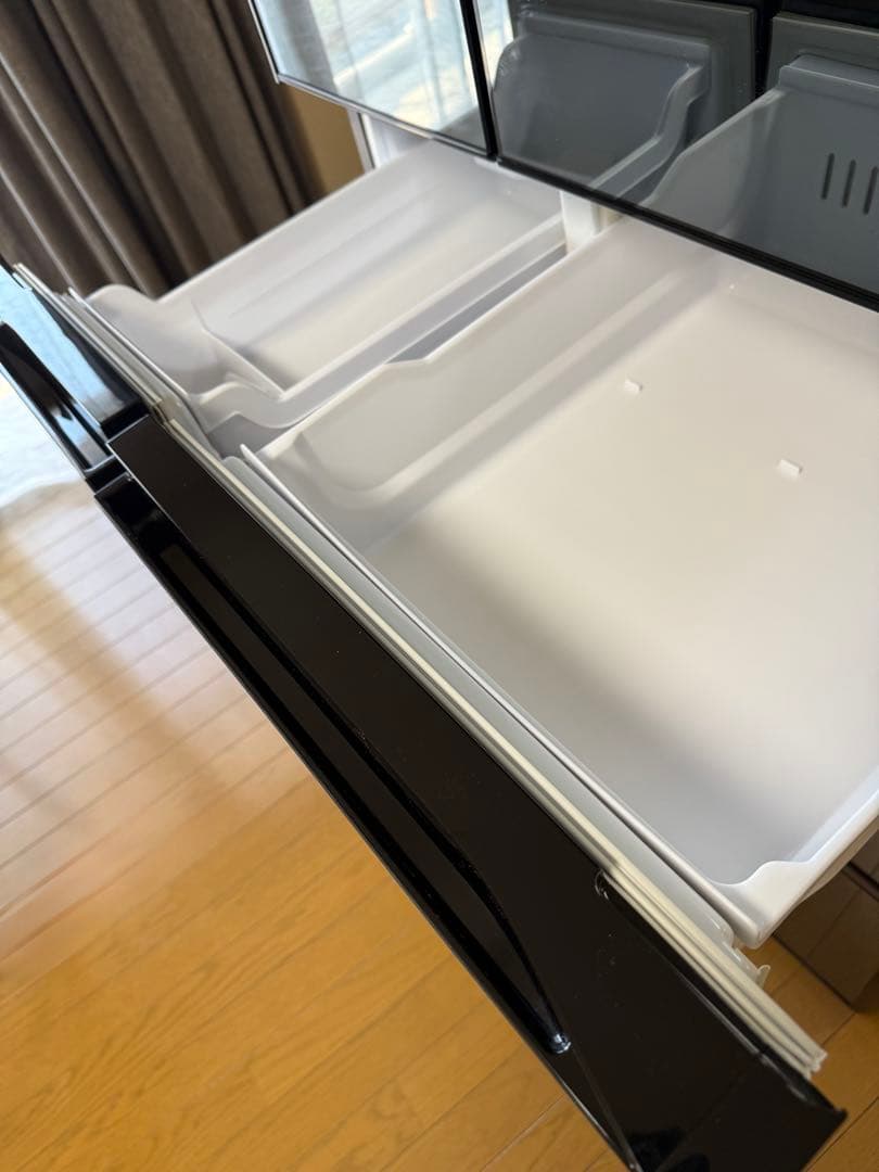 HITACHI 冷蔵庫 615L