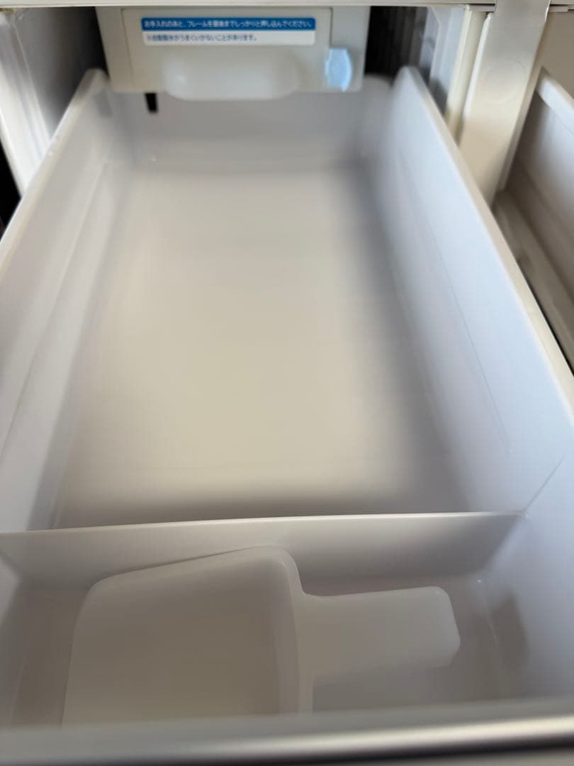 HITACHI 冷蔵庫 615L