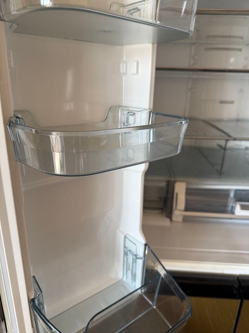 HITACHI 冷蔵庫 615L