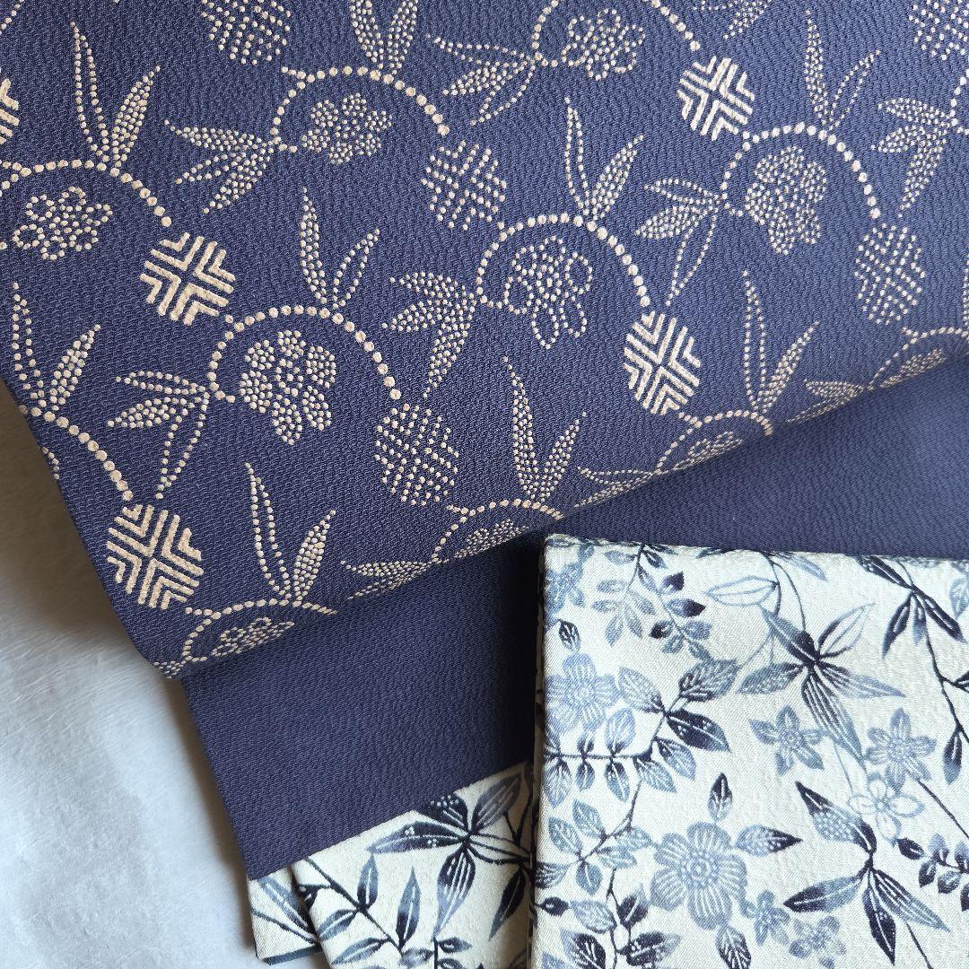 品のある煌めき　クリームベージュの小紋