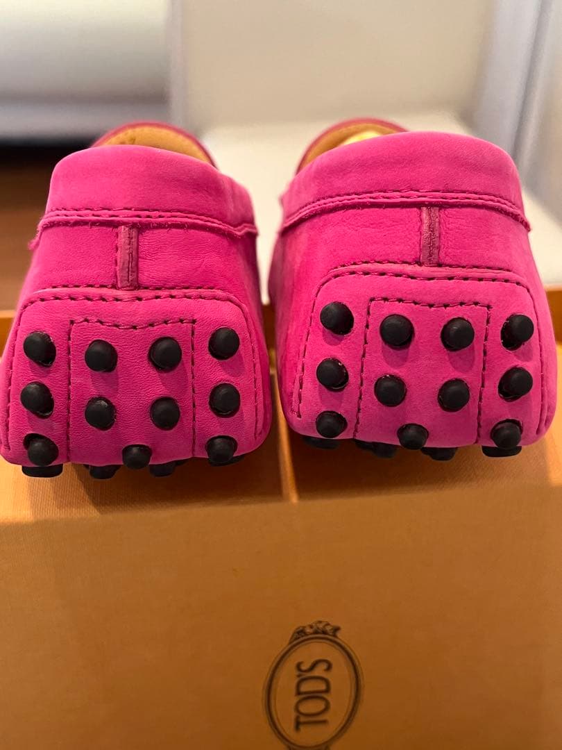 ⭐️TOD'S ドライビングシューズ 37 (24cm) ピンク系⭐️