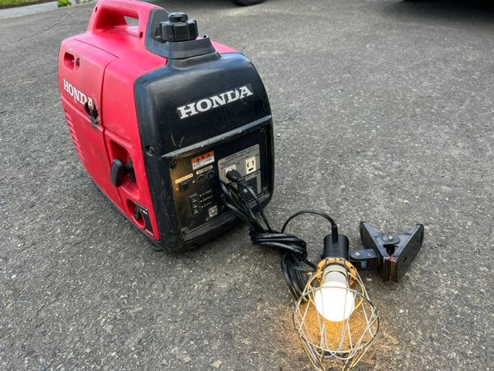 【値下しました】発電機　HONDA EU16i 中古