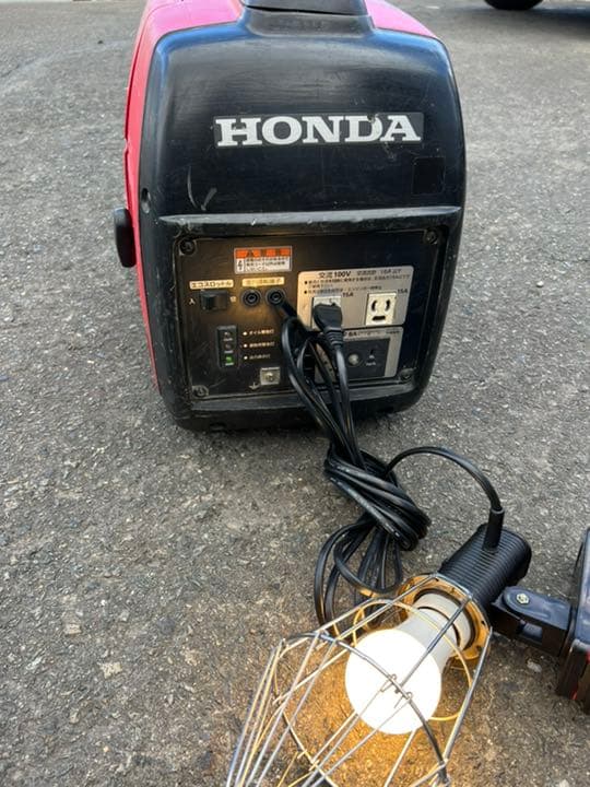 【値下しました】発電機　HONDA EU16i 中古