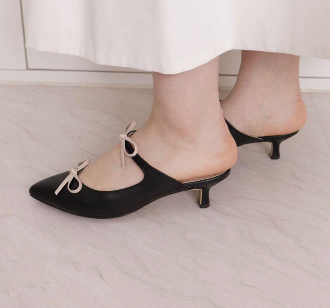 【今期販売中】DIANA リボン付きポインテッドトゥミュール S