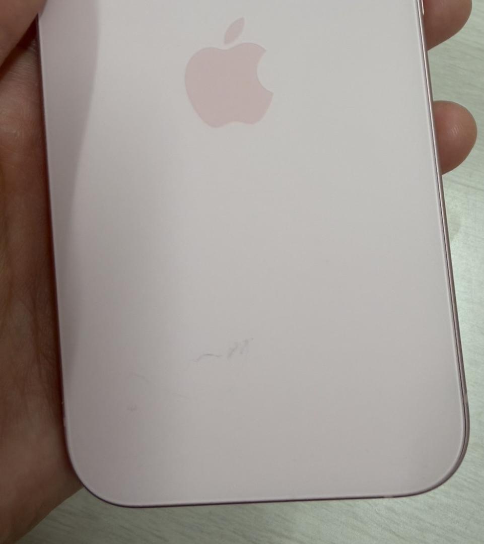 iPhone15 本体 SIMフリー