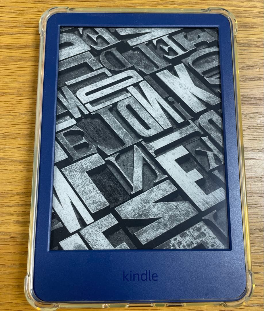 Kindle 6インチ ネイビー 本体(カバー付き)