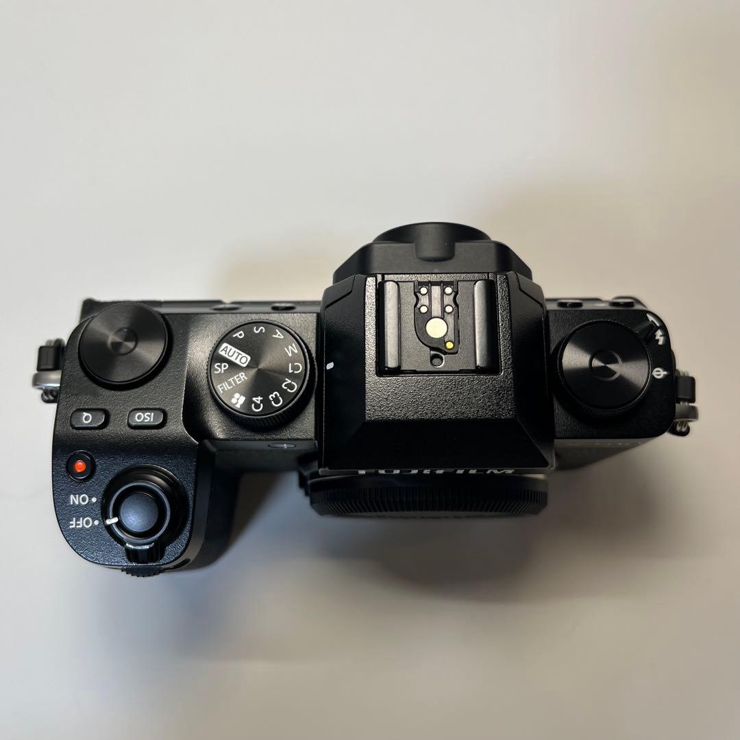 FUJIFILM 富士フイルム X-S10 ミラーレス一眼カメラ本体 ブラック