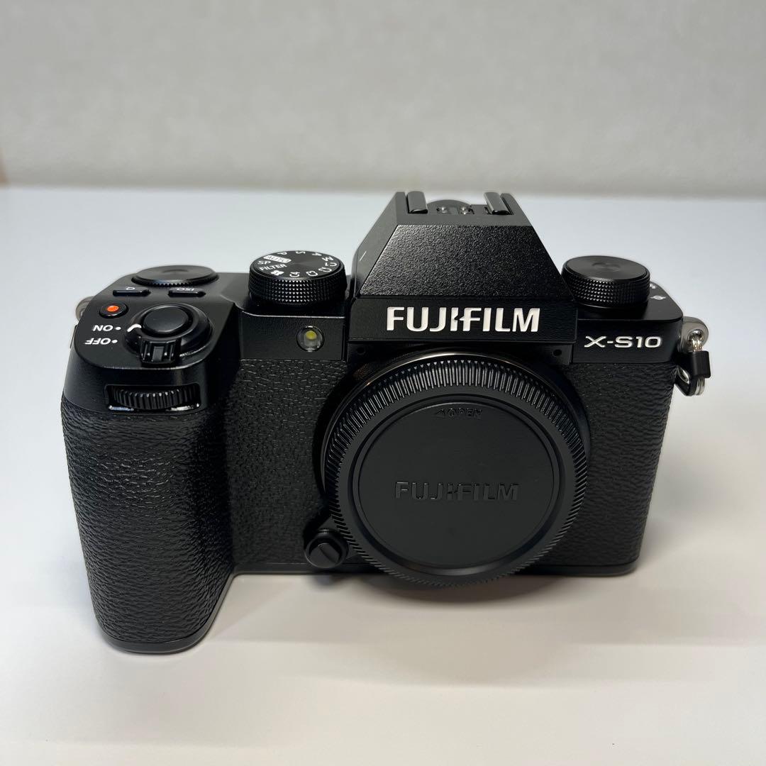FUJIFILM 富士フイルム X-S10 ミラーレス一眼カメラ本体 ブラック