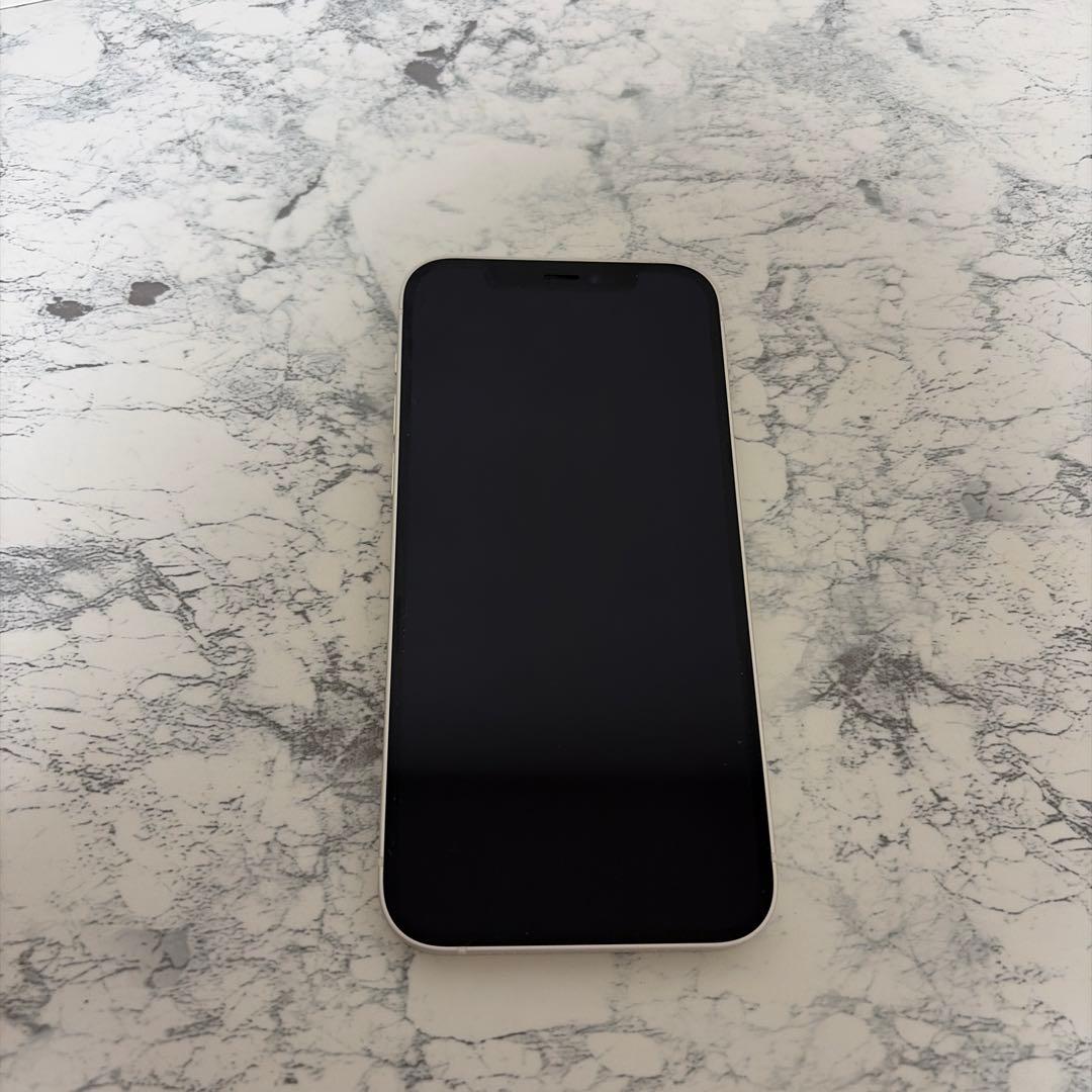 Apple iPhone 12ホワイト