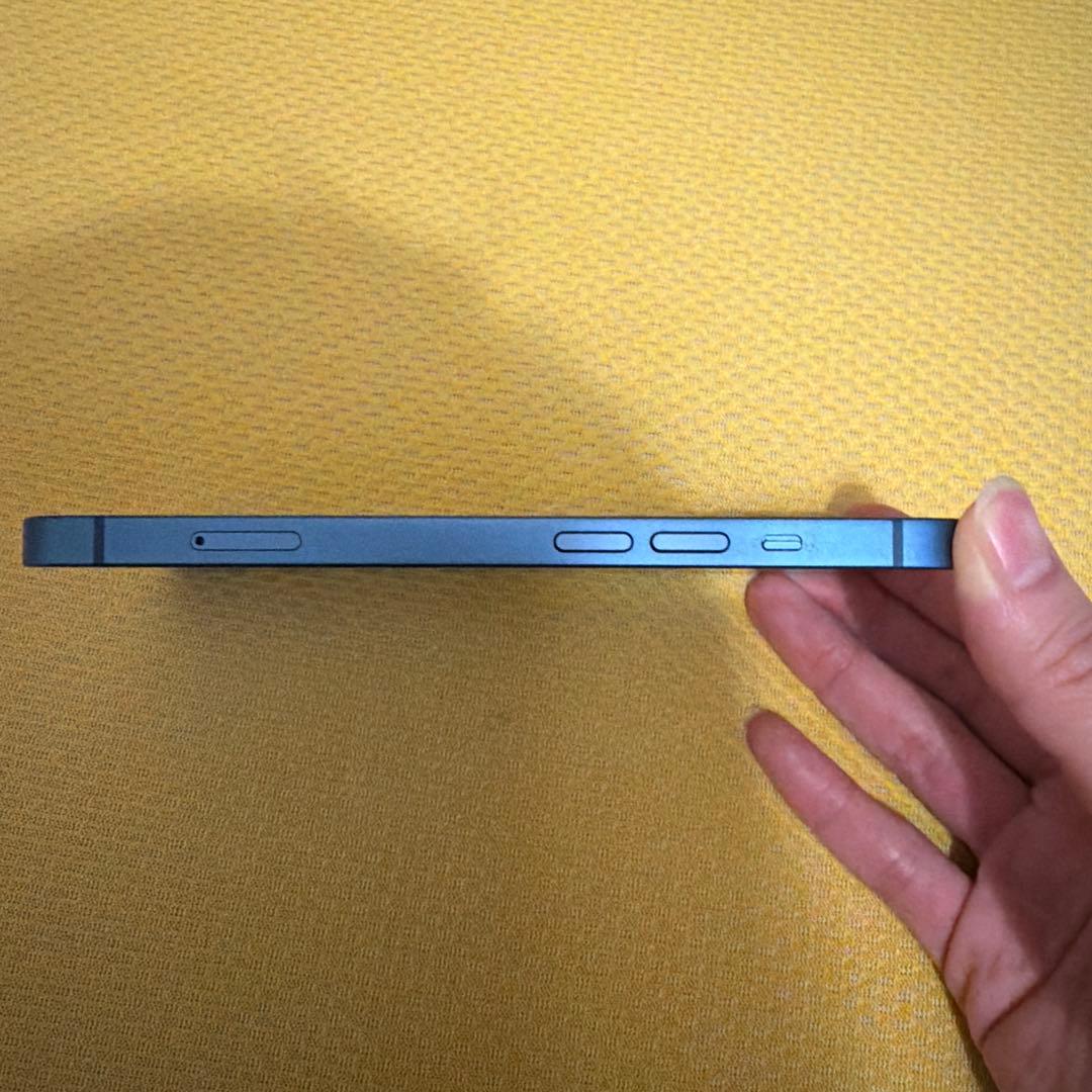 iPhone 13 256GB 青 SIMロックなし