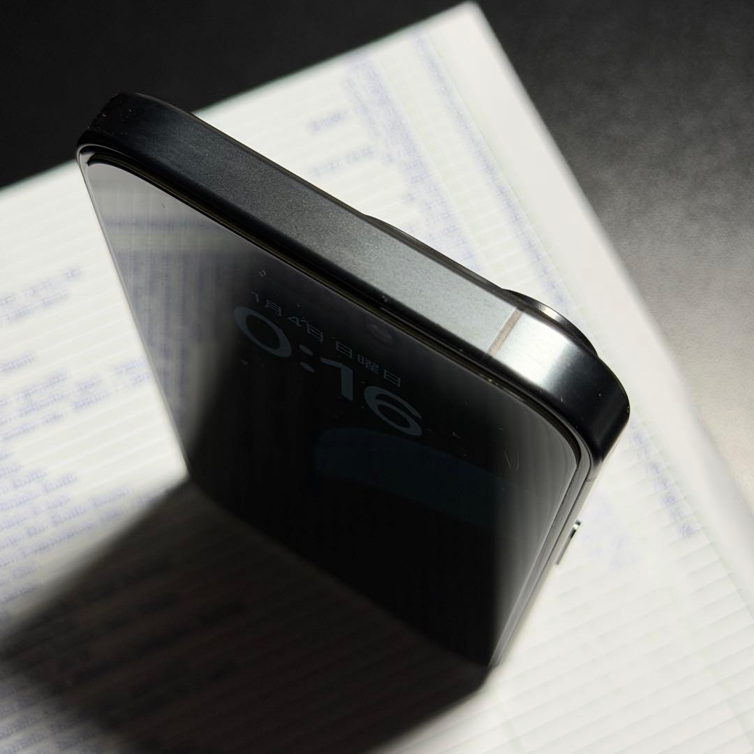 iPhone 15 Pro 256GB SIMフリー　ブラックチタニウム