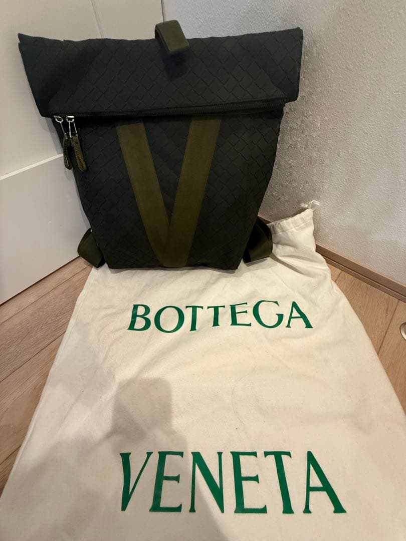 I*.様 【極美品】ボッテガヴェネタ イントレチャート ニューラバー リュックサ