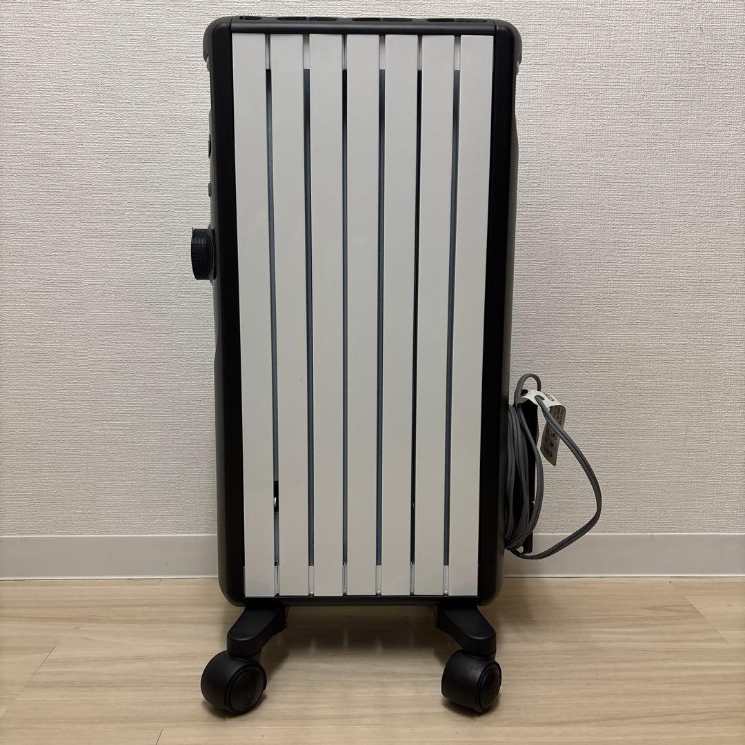 未使用品　De'Longhi (デロンギ) 電気ヒーター　MDHS90-BK