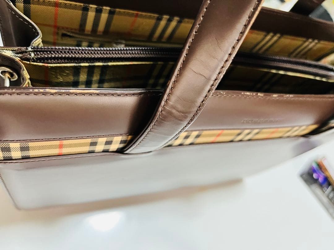 バーバリー　ブラウン レザー バッグ、ショルダーポーチセット