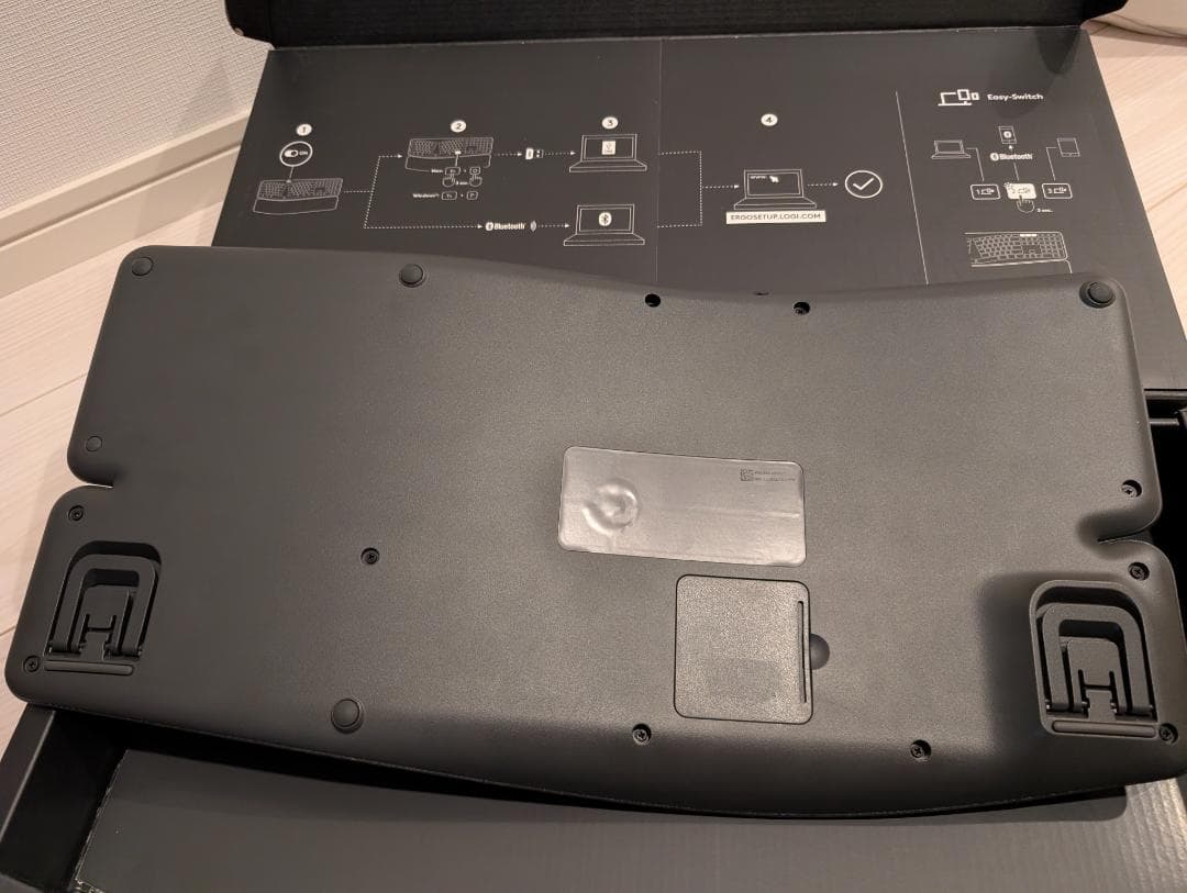 ⚠のん⚠【美品】‎Logicool K860