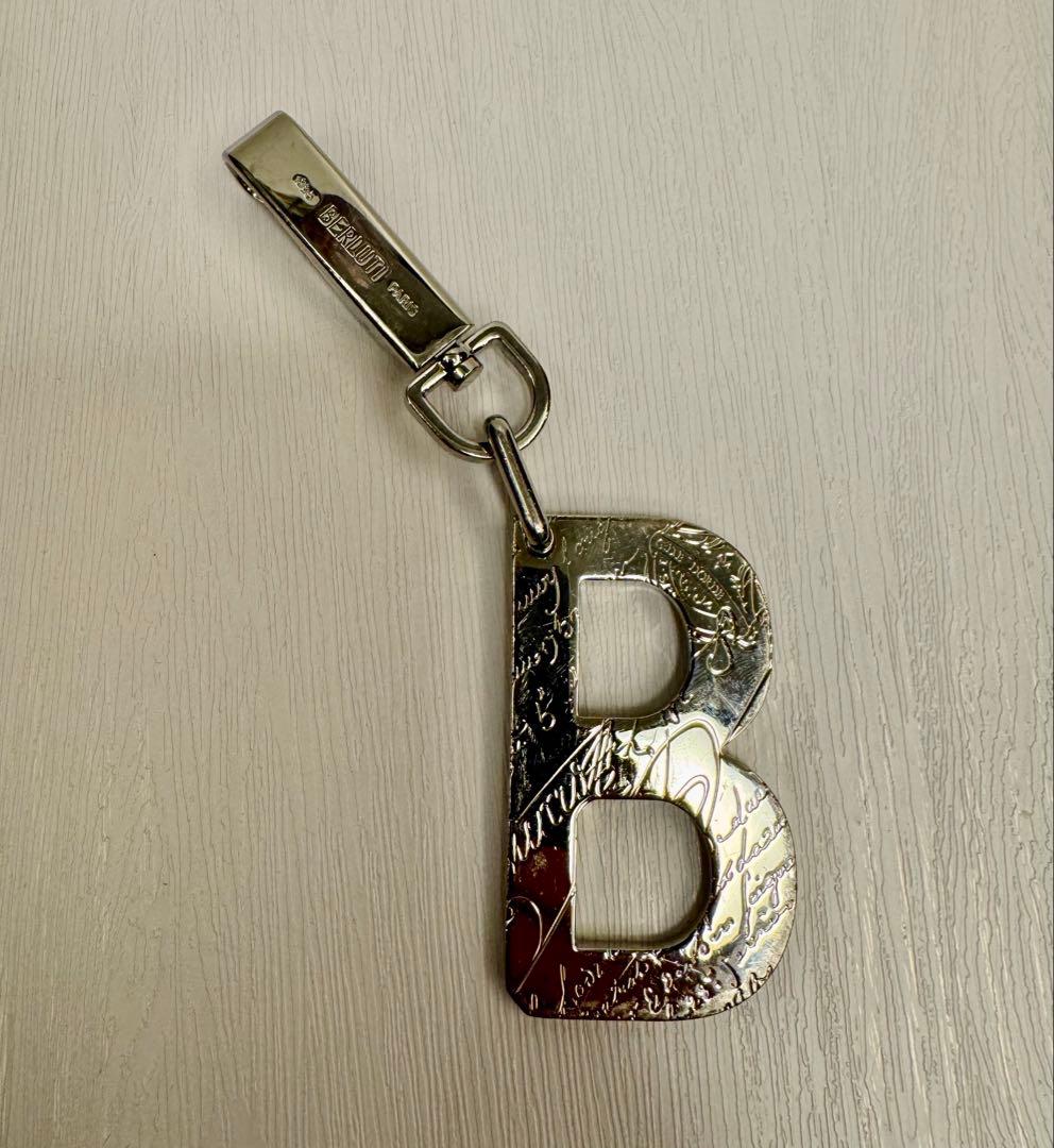 定価11.3万円 ベルルッティ スクリット柄 Bロゴ メタルキーホルダー 正規品