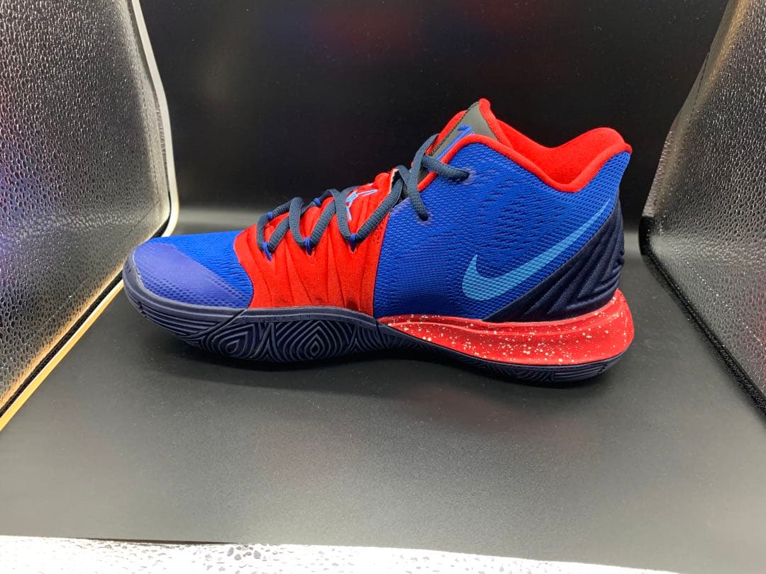 NIKE KYRIE 5 ナイキ　カイリー5 コービー Kobe