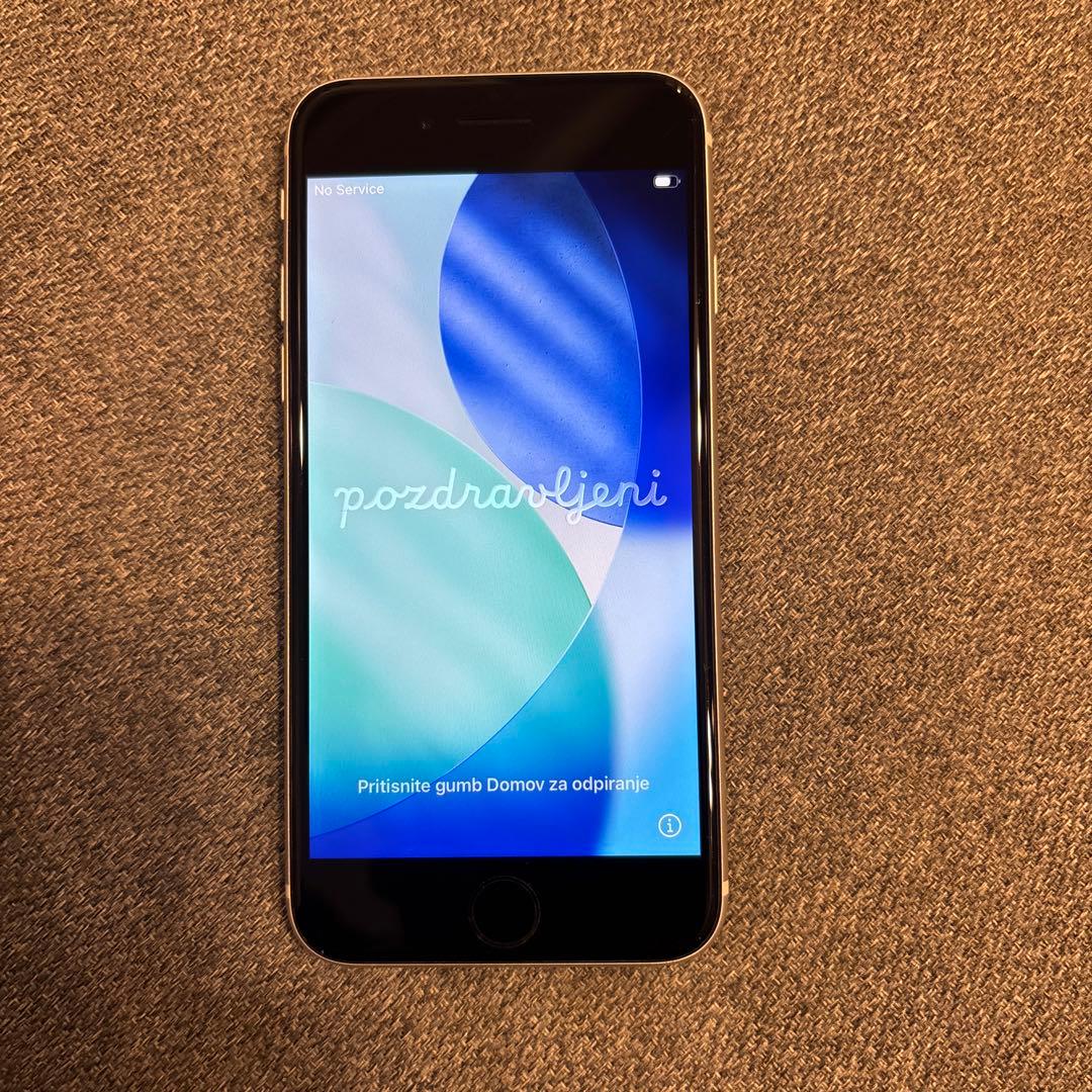 スマートフォン本体 iPhone SE3 128GB