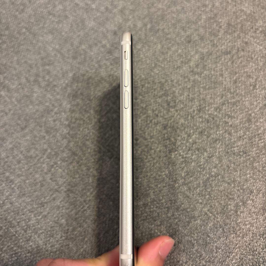 スマートフォン本体 iPhone SE3 128GB